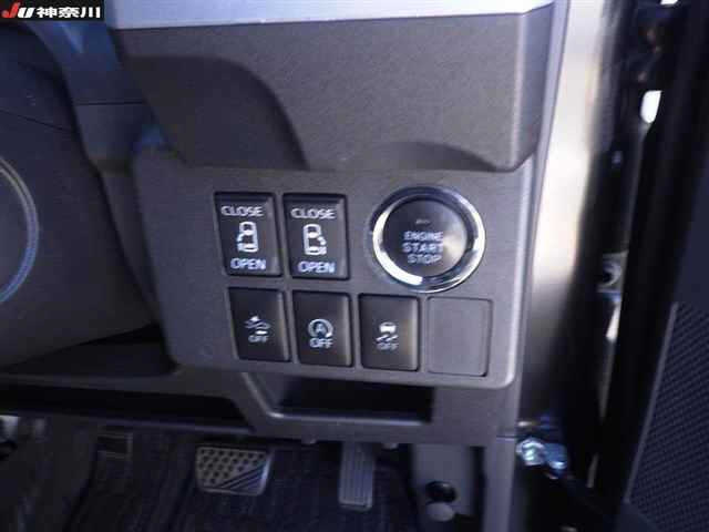 DAIHATSU WAKE 2016