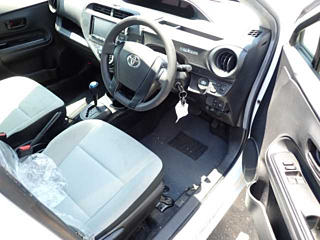 TOYOTA AQUA 2020