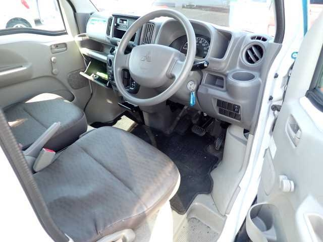 MITSUBISHI MINICAB VAN 2015