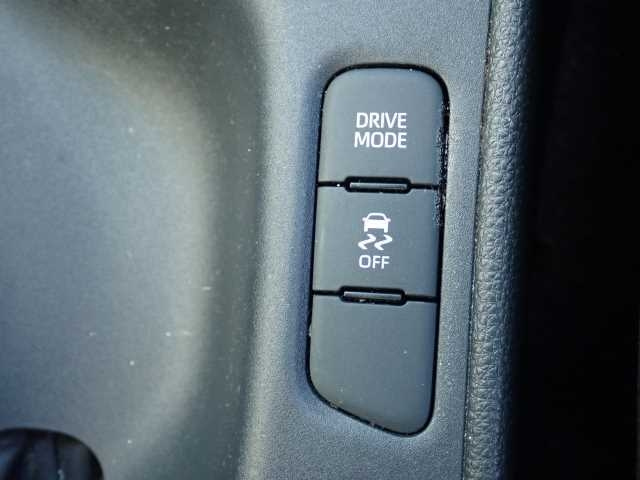TOYOTA YARIS 2021