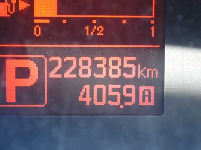 NISSAN NV200 2019