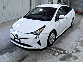 TOYOTA PRIUS 2017