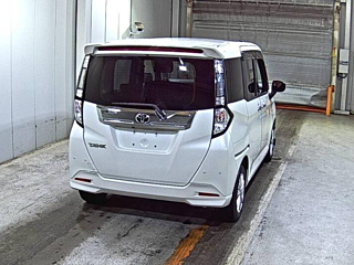 TOYOTA TANK 2019