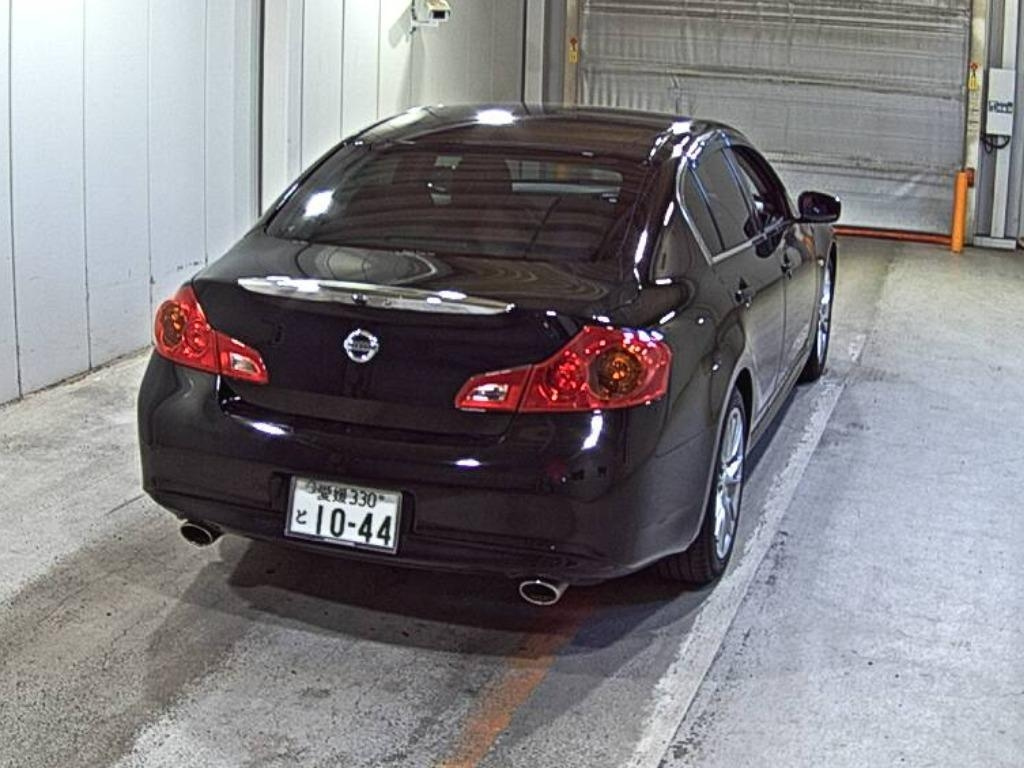 NISSAN SKYLINE 2013