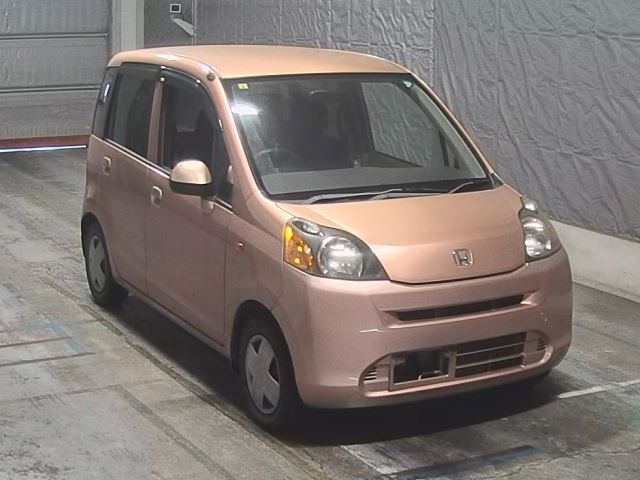 HONDA LIFE 2010