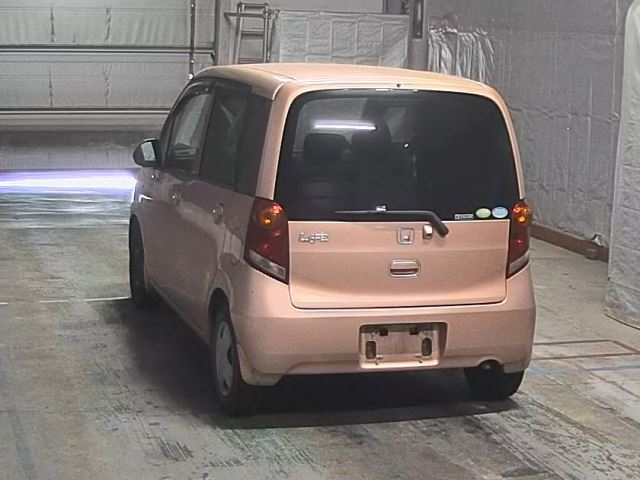 HONDA LIFE 2010