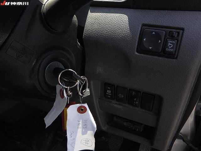 NISSAN CARAVAN VAN 2015