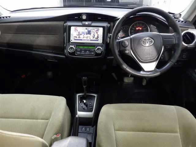 TOYOTA COROLLA AXIO 2013