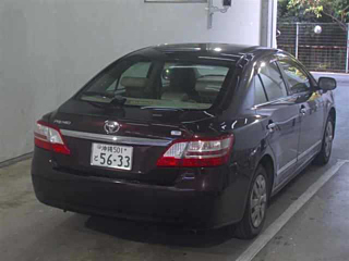 TOYOTA PREMIO 2011