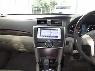 TOYOTA PREMIO 2011