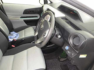 TOYOTA AQUA 2012