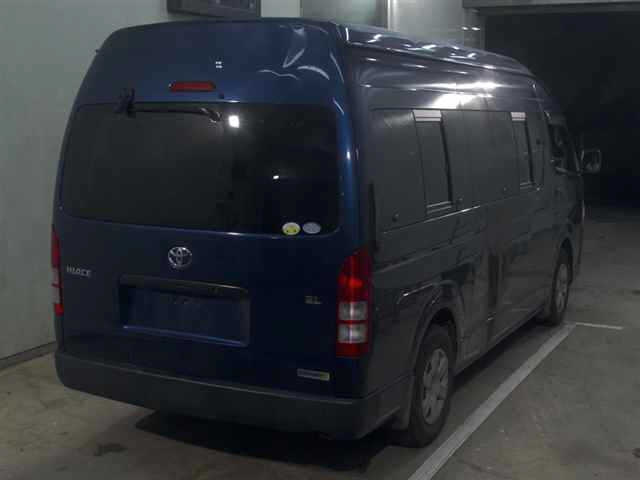 TOYOTA HIACE 2012