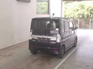 DAIHATSU TANTO 2014