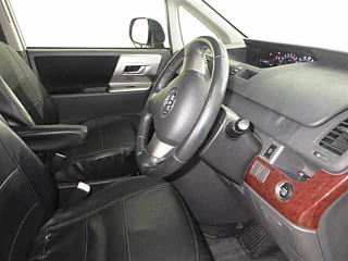 TOYOTA VOXY 2008