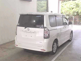 TOYOTA VOXY 2008