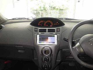 TOYOTA VITZ 2009