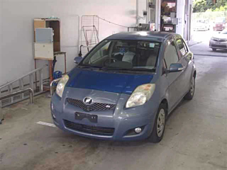 TOYOTA VITZ 2009