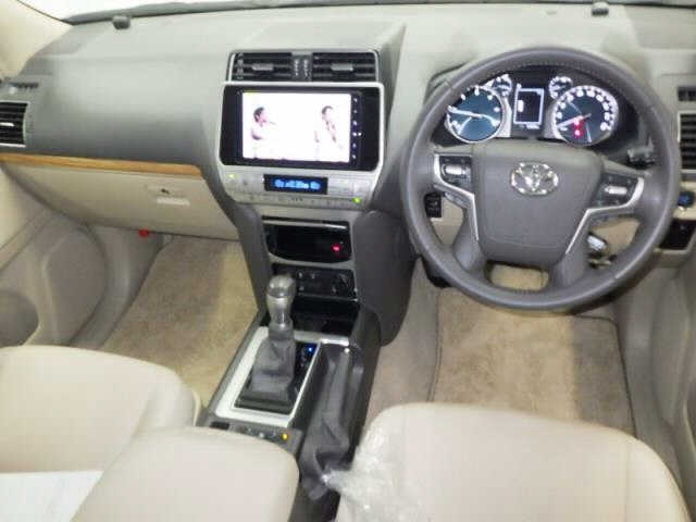 TOYOTA LAND CRUISER PRADO 2023