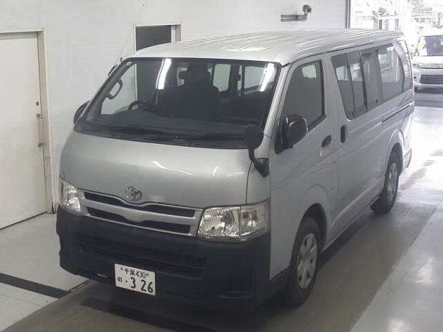 TOYOTA HIACE VAN 2012