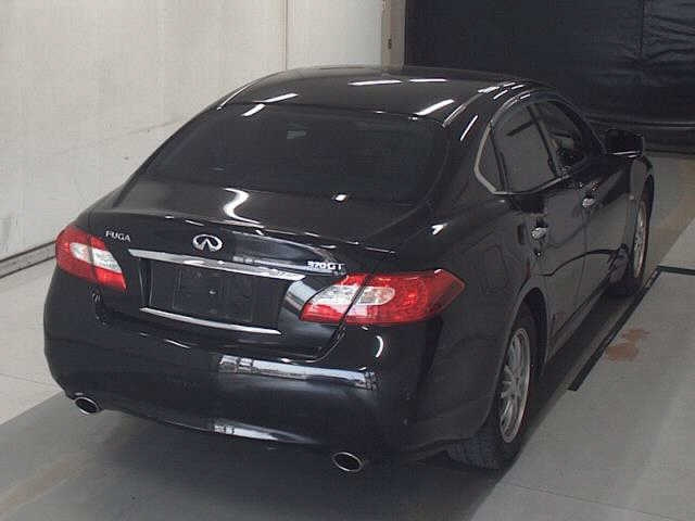 NISSAN FUGA 2009