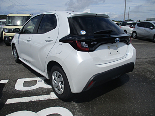 Заказать TOYOTA YARIS