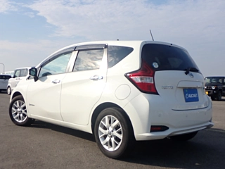 Заказать NISSAN NOTE