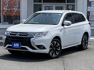 Заказать MITSUBISHI OUTLANDER PHEV