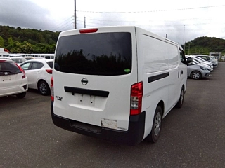 Заказать NISSAN NV350 CARAVAN
