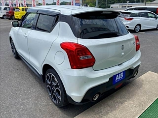 Заказать SUZUKI SWIFT
