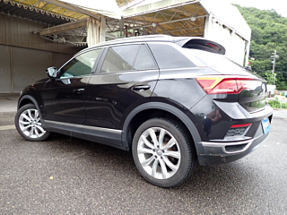 Заказать VOLKSWAGEN T-ROC