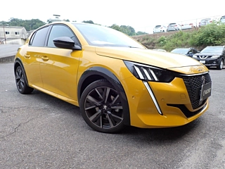 Заказать PEUGEOT 208