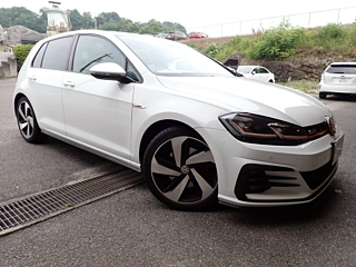 Заказать VOLKSWAGEN GOLF GTI