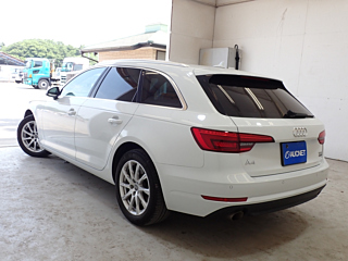 Заказать AUDI A4 AVANTE