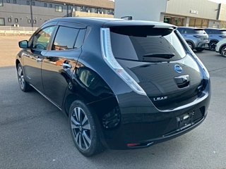 Заказать NISSAN LEAF
