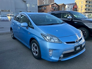 Заказать TOYOTA PRIUS PHV
