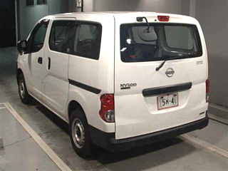 Заказать NISSAN NV200