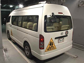 Заказать TOYOTA HIACE