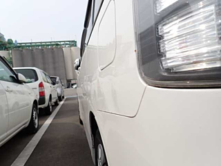 TOYOTA VOXY 2012