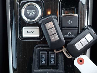 MITSUBISHI OUTLANDER PHEV 2018