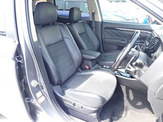 MITSUBISHI OUTLANDER PHEV 2018