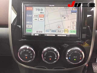 MAZDA VERISA 2010