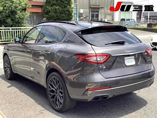 Заказать MASERATI LEVANTE