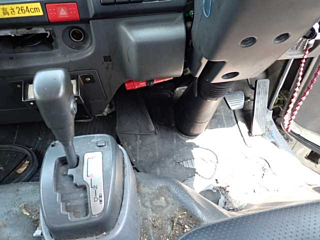 ISUZU ELF 2013