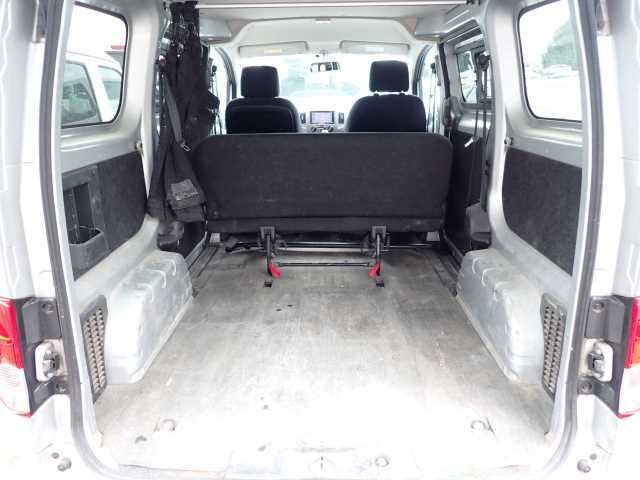 NISSAN NV200 2018