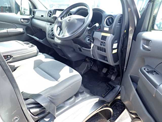 NISSAN CARAVAN VAN 2018