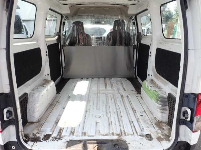 NISSAN NV200 2014