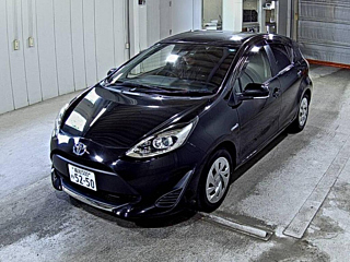 TOYOTA AQUA 2020