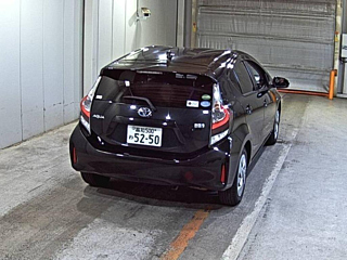 TOYOTA AQUA 2020