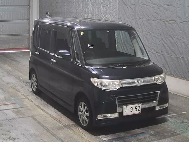 DAIHATSU TANTO 2008