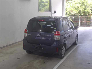 TOYOTA SPADE 2013